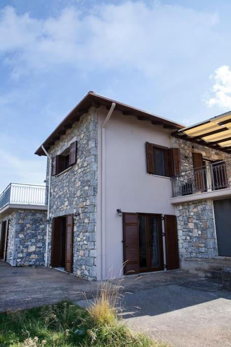 Bezeniko Amazing Arcadian Property! Vlacherna Exterior photo